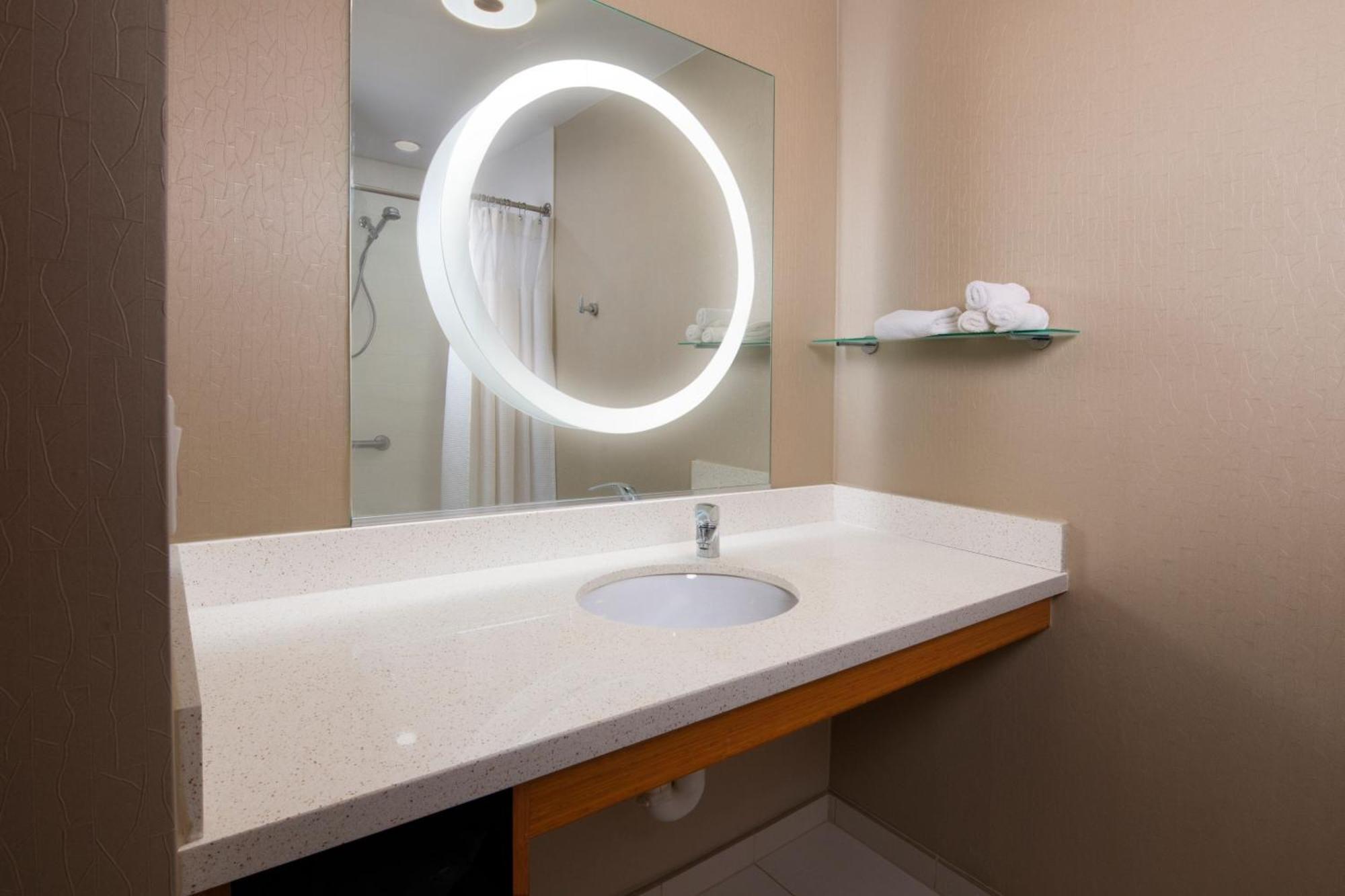 Springhill By Marriott 3*