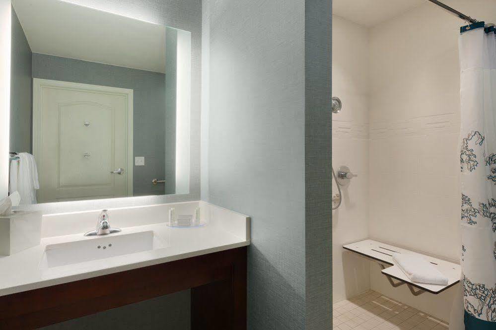 Springhill By Marriott Hotel